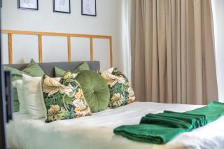 Deluxe Apartment in Sandton - 0