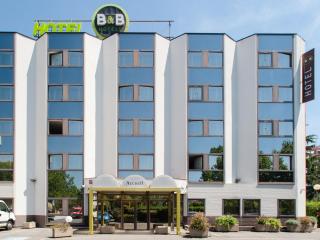 B&B HOTEL Toulouse Centre Canal du Midi - Toulouse - 0