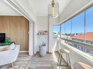 Charming 2 Bed in Sea Point! - 6