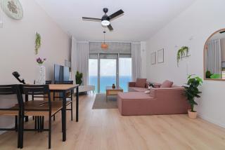 קו האופק Horizon Line - Luxury Sea View Apartment, Netanya - 6
