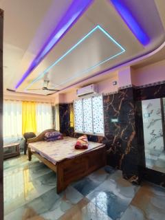 Mayapur Yatri Nivas - 0