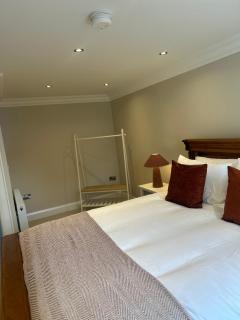 Derry City Apartment - 3