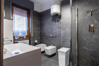 Romy's Apartment Oggiono - 1