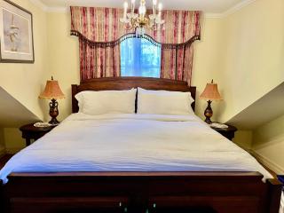Belle View Manor Inn - 1