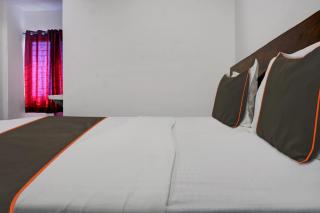 Hotel O Sai Inn Lodging - 2