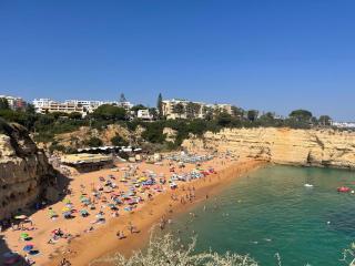 Zarla Home - 2-bedroom apartment - 500 meters from the beach - 4