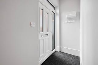 WhiskAwayHomes Shaw Street Apartment 1 - 5