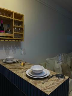 Soft Escape with Cozy Bar and Stunning Views in Lavington - 6