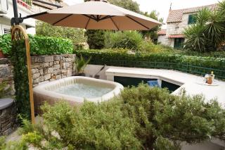 Villa Stone Garden Escape with jacuzzi - 0
