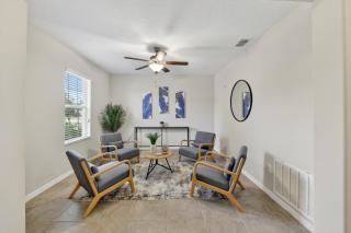 Spacious Getaway Near Apollo Beach home - 7