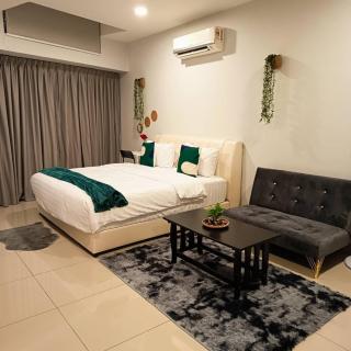 The Cozy Have-King Bed Suites Pacific Tower - 9
