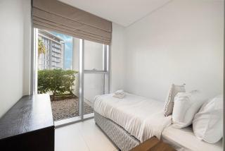 Luxury 2 Bedroom Apartment with Maids Room and Large Terrace - 2