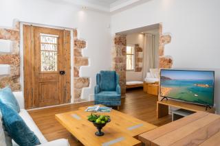 Kostis Parthenis Residence - 9