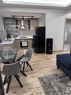 Cloud9 suites - Westlands Road - 1