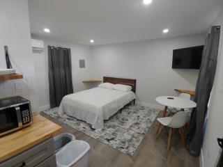 Vermont Suites - 9