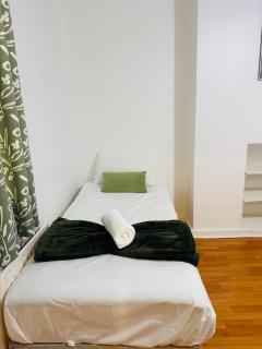 Premium one bedroom apartment in London - 9