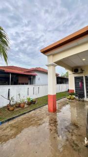 Homestay - 0