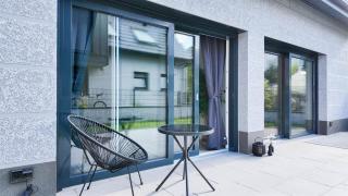 ALFA Stuttgart Doppelzimmer mit Teeküche und Terrasse Porsche Bosch l Gemeinschaftsbad WIFI SmartTV l Double room with kitchenette and terrace l shared bathroom BS21A5 - 4