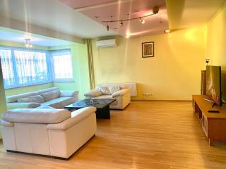 Big apartment for 2 - 4
