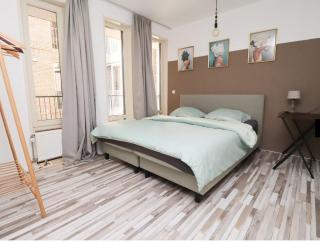 Spacious apartment in the heart of the city center with parking space - 4