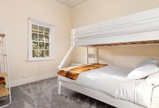 Perriman Cottage - 2