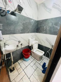 Hotel Advikaa - 2