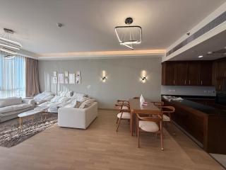 Three bedrooms apartment aeon towers - 0