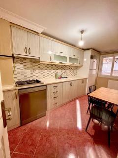 Şehrin merkezinde evinizde hissedeceğiniz oda - 6