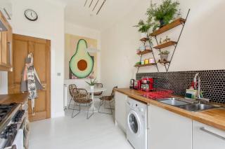 Grand Old Town Home, City View, Cinema, Sleeps 10 - 4