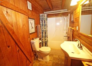 Lovely Copperhill Cabin Rental for a Tennessee Vacation - 1