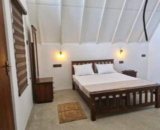 Pearl Crown Paradise room to rent Negombo - 0