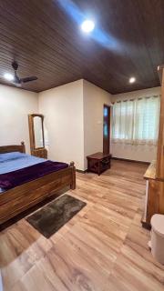 YATRI NIVAS SAGARA ( AC AND NON-AC DELUXE ROOMS) - 3