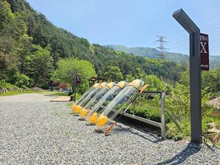 Galaxy X Hotel Type Caravan Glamping & Pension - 4