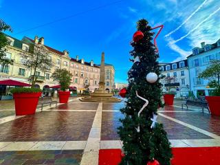 Appt Vue Place de Toscane - 4min Disneyland-PARIS - 9