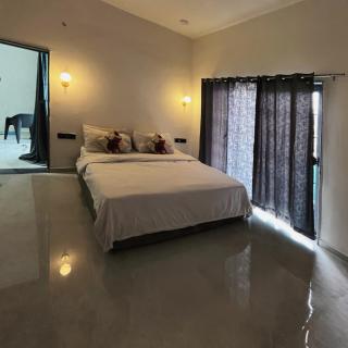 Nirvana Villa with Swimming Pool in Mount Abu - 4