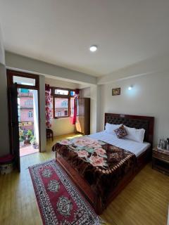 Shenga Homestay - 1