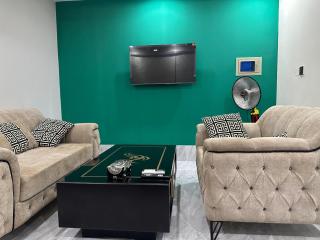 1 Bed Luxury apartment in Bahria - 8