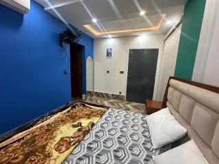 1 Bed Luxury apartment in Bahria - 0