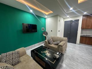 1 Bed Luxury apartment in Bahria - 3