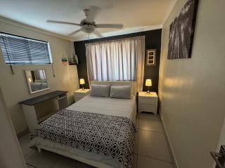 Secure cottage with Wifi and PLEX OR Tambo Airport - 8