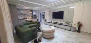 4 bedrooms Luxury Apartment - 6