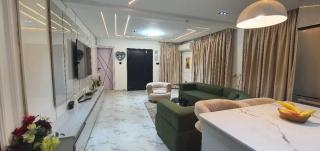 4 bedrooms Luxury Apartment - 5