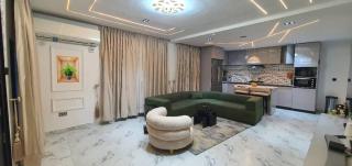 4 bedrooms Luxury Apartment - 1