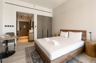 Stylish Dubai Hills Studio with Rooftop Pool and Gym - 9