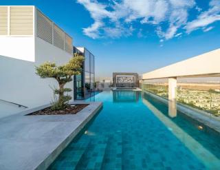 Stylish Dubai Hills Studio with Rooftop Pool and Gym - 4