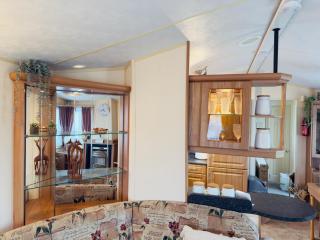Comfy Sands Holiday Home Ingoldmells, Skegness - 1