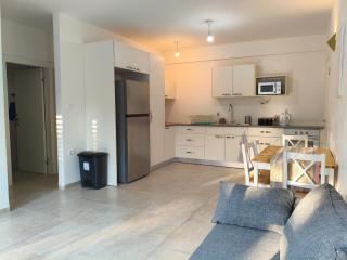 אורן בשדה - 2