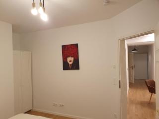 75m2 lichtdurchflutete 3 Zimmer Souterrain Wohnung in einem Neubau Villa - 3