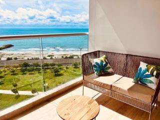 Beachfront Apartment - Pool - Jacuzzi - Wi-Fi - 1