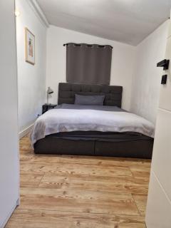 Green Hill Apartment - 0